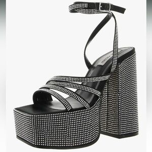 Steve Madden NIB Cocktails heels 9.5